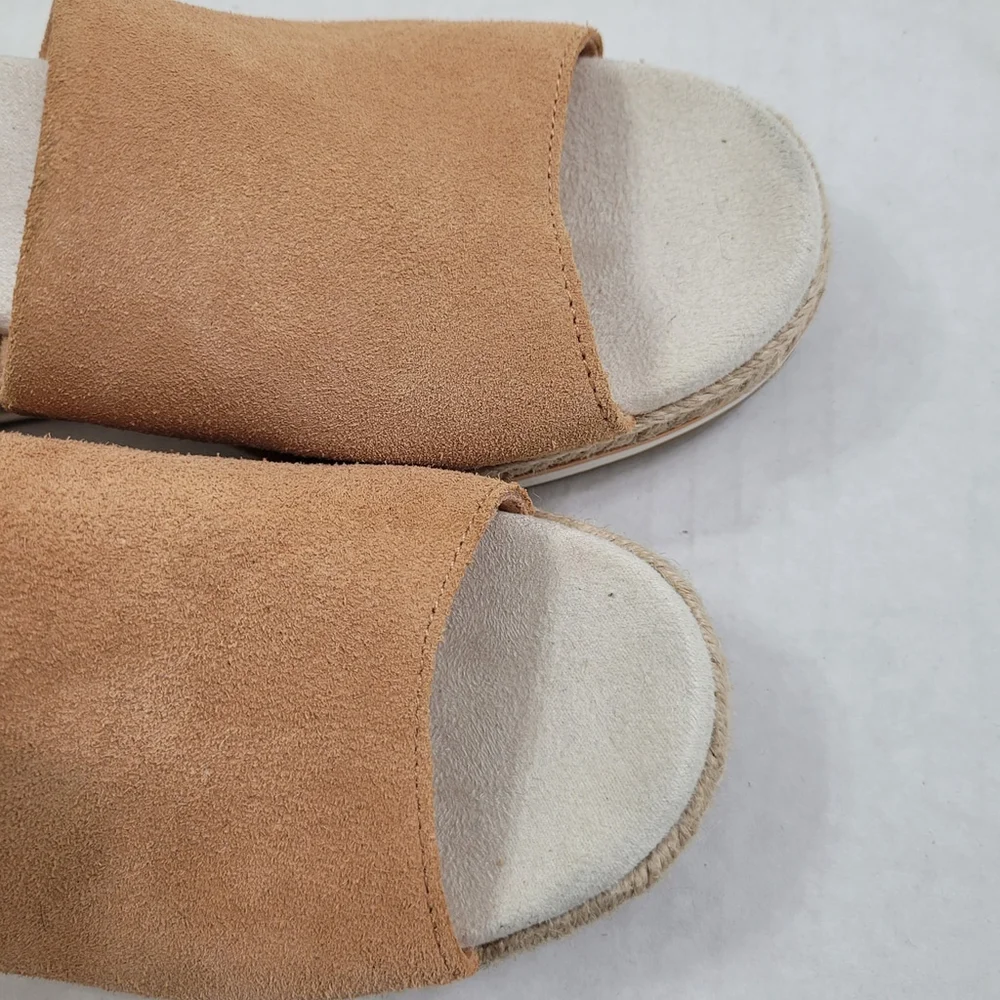 Toms Marisol Suede/Canvas Espadrille Wedge Sandals Sandy Beige Size 9 - NWOT